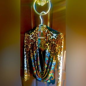 Joseph Ribkoff sparkle top, small